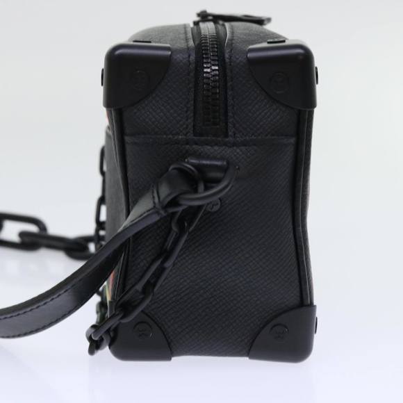 LOUIS VUITTON Malle Shoulder Bag - Picture 11 of 16